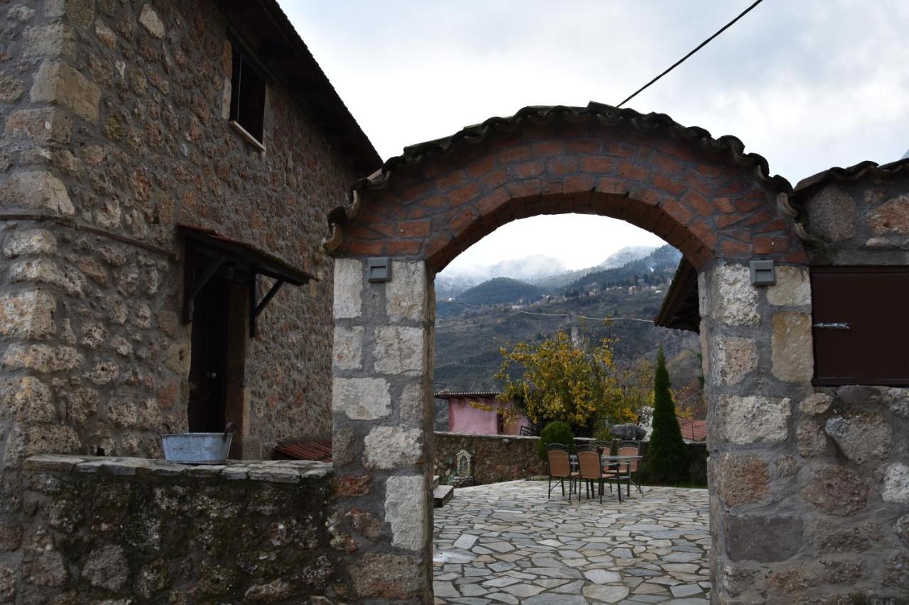 Ξενώνας Παλαιόκαστρο Κάτω Τρίκαλα Κορινθίας Εξωτερικό φωτογραφία